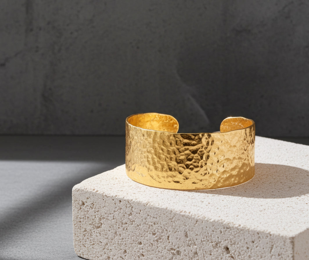 💖 Bracelet Manchette Martelé Doré 💖