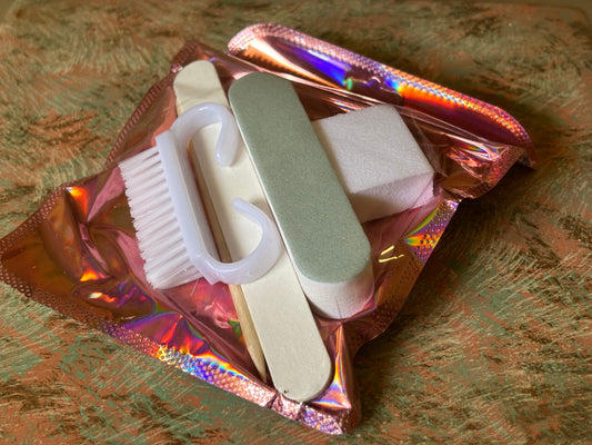 💅🏼 Kit manucure complet en pochette irisée 👌🏽